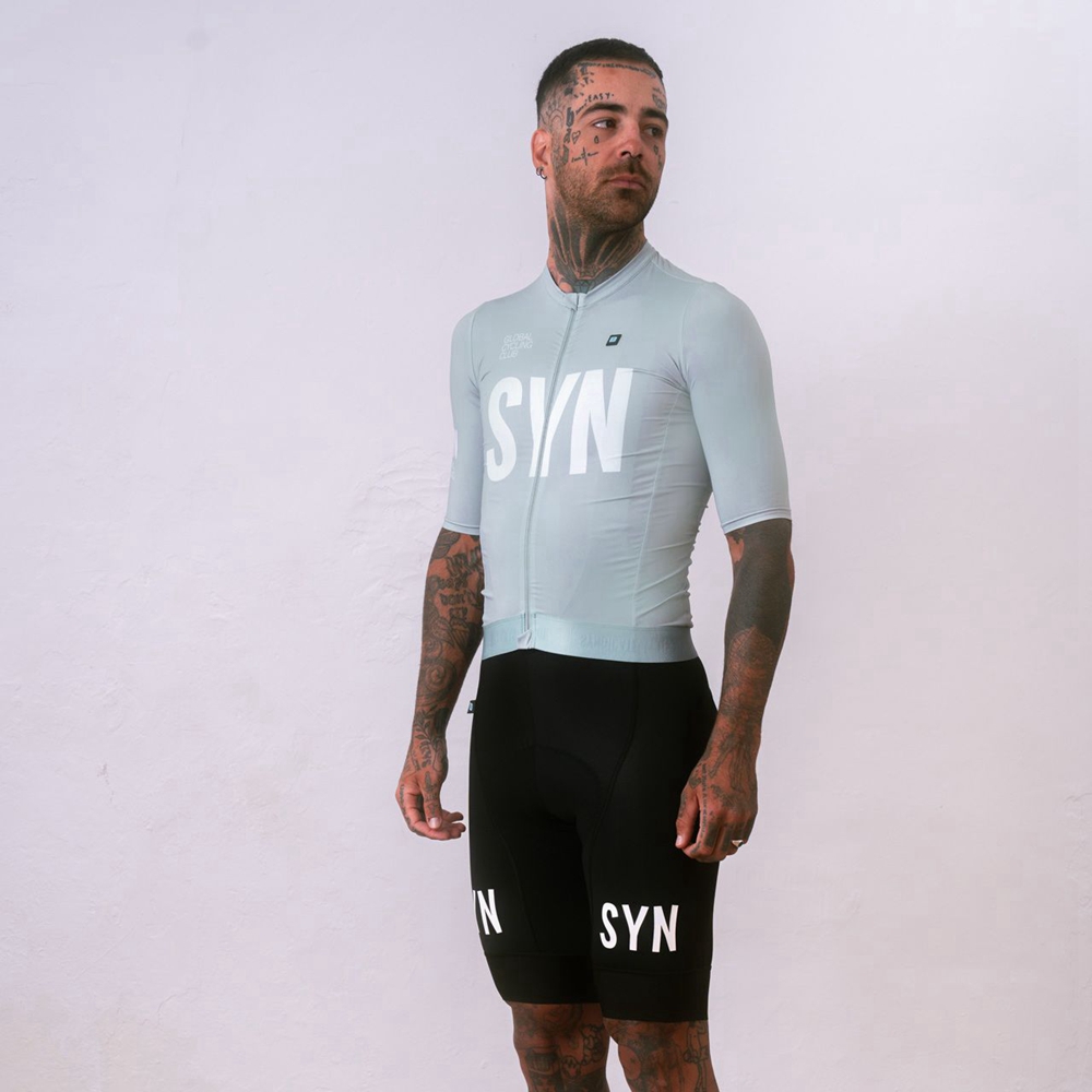 Cycling Commuter Trousers - シルバーグレーの半袖サイクリングジャージとビブショーツメンズ通気性サイクリングスーツセット、ぴったりフィットするサイクリング競技用